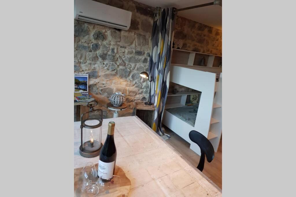 Studio tout confort entre vignes et prés Saint-Didier-sur-Beaujeu Exterior foto